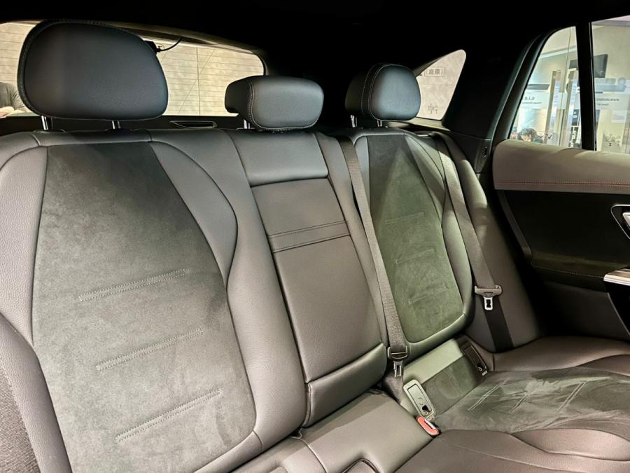 EQE350 4MATIC - Image 7